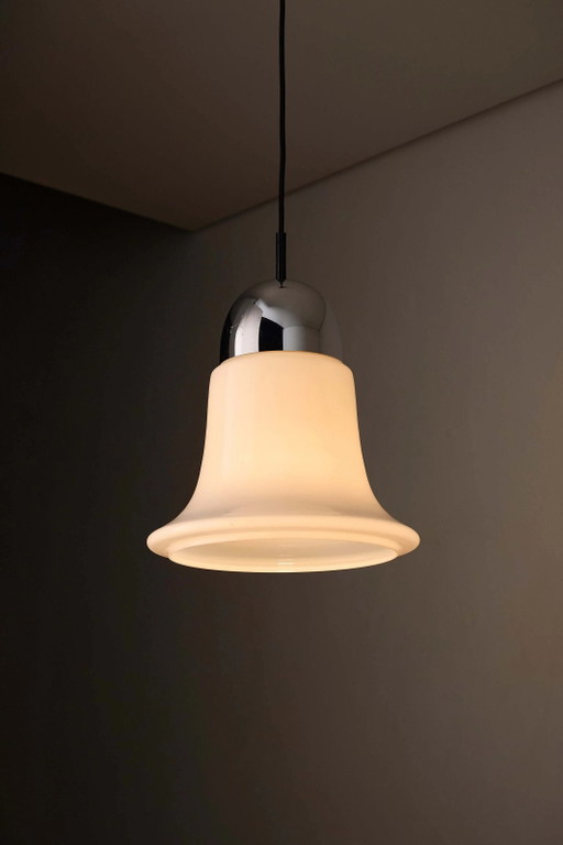 Suspension Cloche Mid-Century en Verre Opalin et Chrome par Cosack