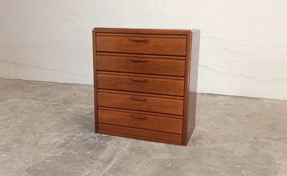 Image 1 of Cassettiera in legno Hülsta