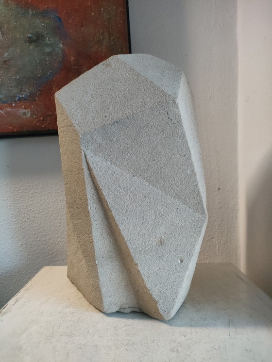 Image 1 of Scultura cubista astratta in pietra arenaria d'epoca
