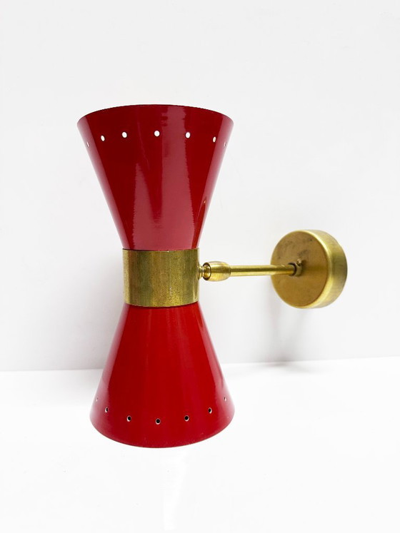 Pair of Italian diabolo design 1950 Wall lights, Metal, Brass, Red, Mid Century Modern (photo 11 of 14)