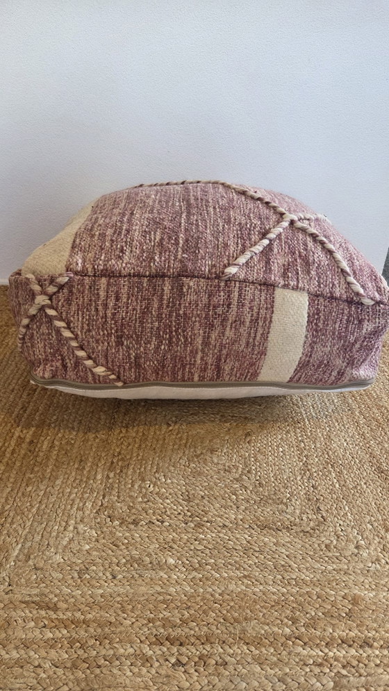 Vintage Kilim Pouf Handmade in Morocco – Footstools & poufs, Wool (photo 5 of 7)