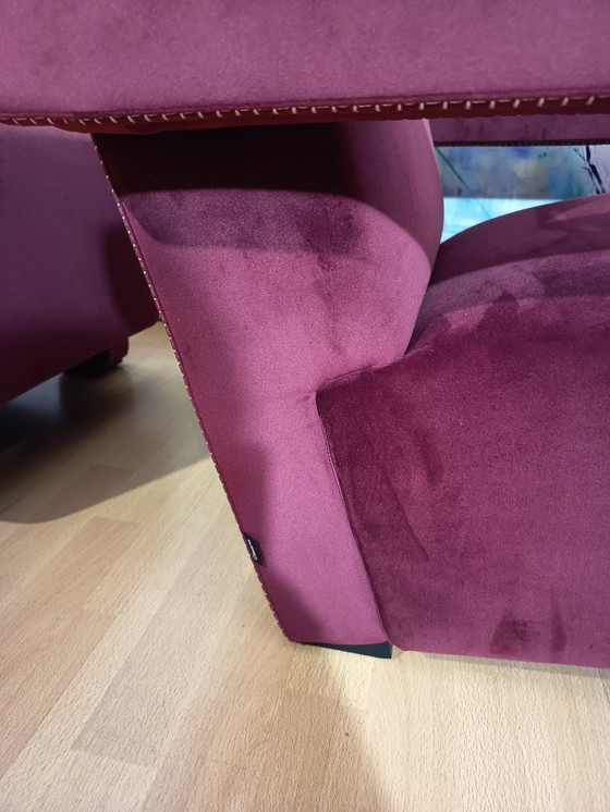 Image 1 of CASSINA 2X Poltrone 637 UTRECHT  (NUOVE MAI USATE) in Velluto 13L Ortigia/Plum con Cuciture in filo Naturale a punta Cavallo