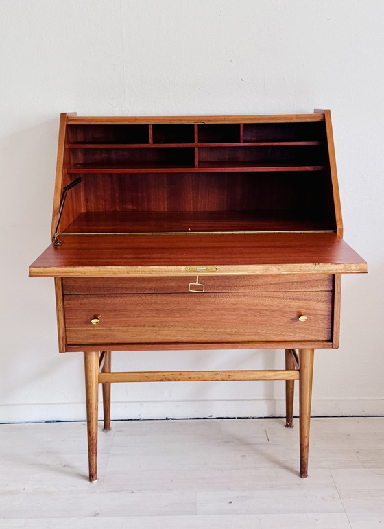 Scrivania-sedia vintage in teak, metà del XX secolo, anni '60 – Scrivanie, Wood (photo 10 of 15)