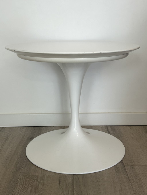 Knoll International - Eero Saarinen - table d'appoint modèle 172-173