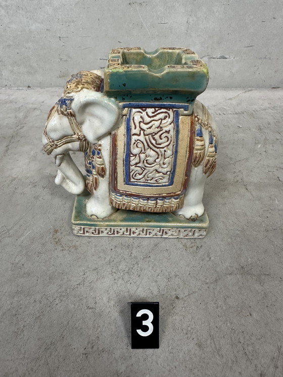 Image 1 of Cendrier vintage à éléphant - céramique