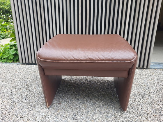 Poggiapiedi per sgabello Jori – Poggiapiedi e pouf, Leather (photo 4 of 7)