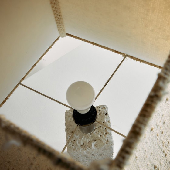 Image 1 of MK10622 Lampada da tavolo brutalista in cemento