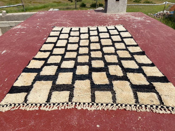 Image 1 of Beni Ourain tapijt 230x160 cm – Zwart-crème geruit Marokkaans wollen tapijt – Handgemaakt Berber tapijt