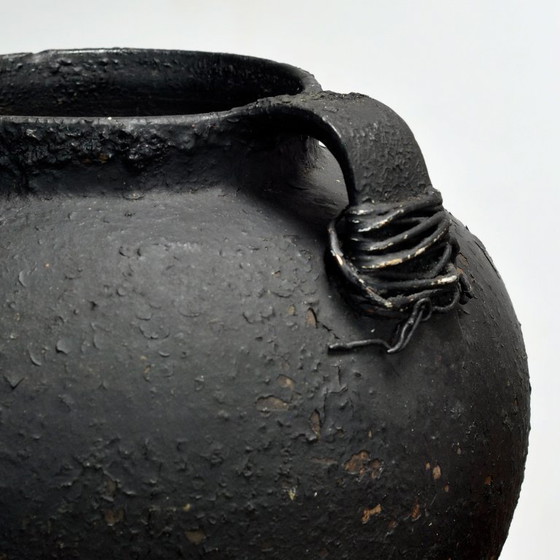 Image 1 of Pot en faïence ancienne de Moldavie, vers 1850