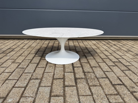 Image 1 of Originele Knoll Tulip Ovale Salontafel Eero Saarinen in Arabescato mat 107x70