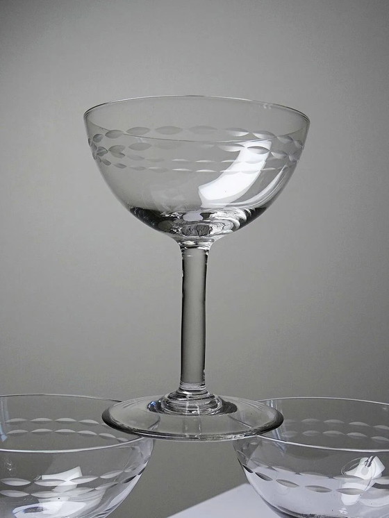 4 large engraved champagne glasses, Art Deco style from . – Glass & Decanter, Crystal (photo 5 of 7)