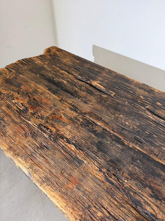 Large Rustic Brutalist Dining Table – Solid Wood – 240 cm (photo 4 of 6)