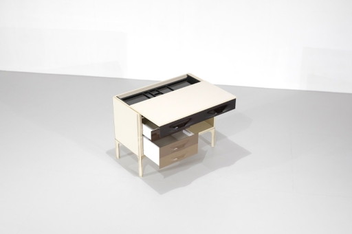 Bureau "DF2000" conçu par Raymond Loewy pour Doubinsky Frères, France 1960s. – Metal