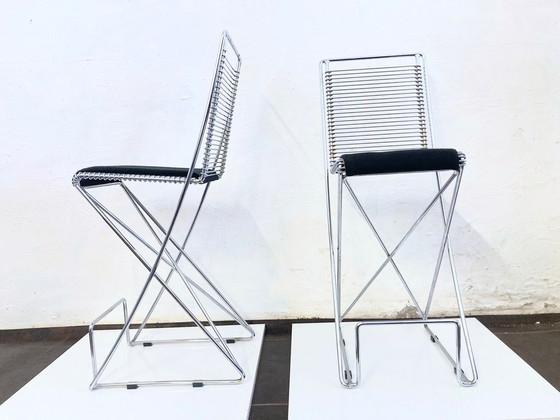 Image 1 of 2 barkrukken, model Kreuzschwinger, ontworpen door Till Behrens voor Schlubach, jaren 80.