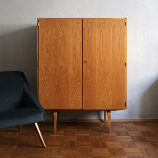 ❤️Hellerau Cultural Furniture linnenkast Franz Ehrlich serie 427 DDR midden 20e eeuw Bauhaus GERESTAUREERD