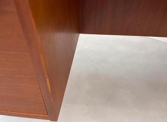 Image 1 of Iconica scrivania in teak di metà secolo, progettata da Tijsseling per Hulmefa negli anni '60.