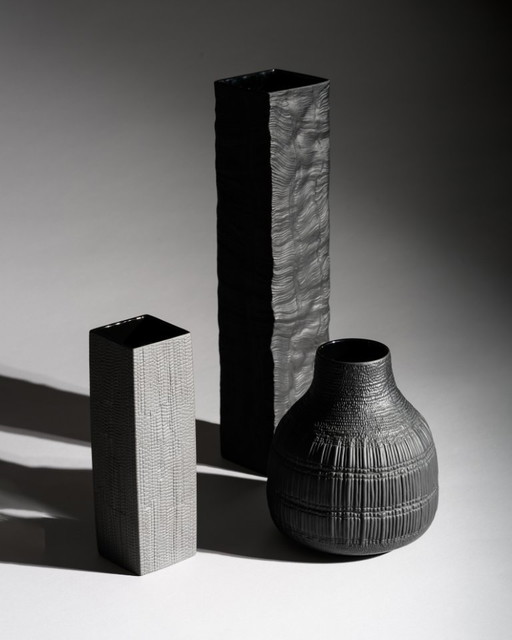 Trio de vases en porcelaine noire Martin Freyer & Elsa Fischer-Treyden Rosenthal Op-Art