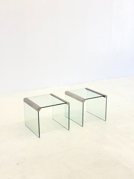 Image 1 of Ensemble de deux tables d'appoint en verre transparent Gallotti & Radice