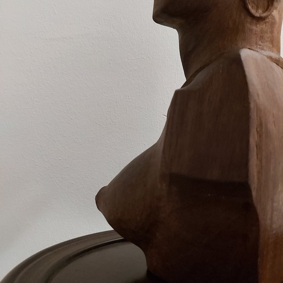 Image 1 of Afrikanische Büste einer Frau aus der kongolesischen Kolonialzeit