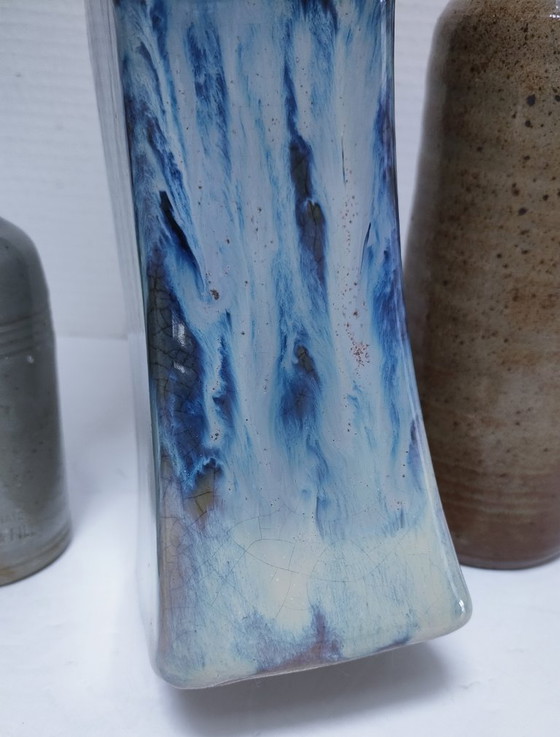 Image 1 of tre vasi vintage in ceramica a forma di bocciolo