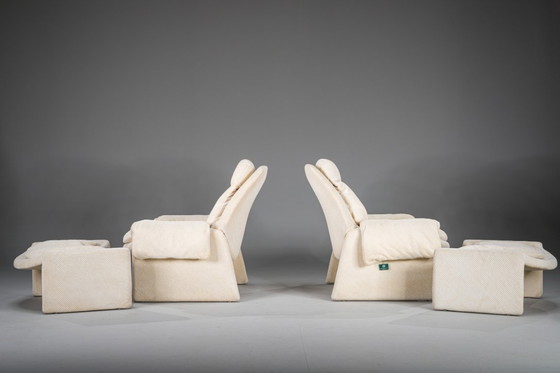 Image 1 of  Chaises et ottomans P60 par Vittorio Introini pour Saporiti, 1960, ensemble de 4