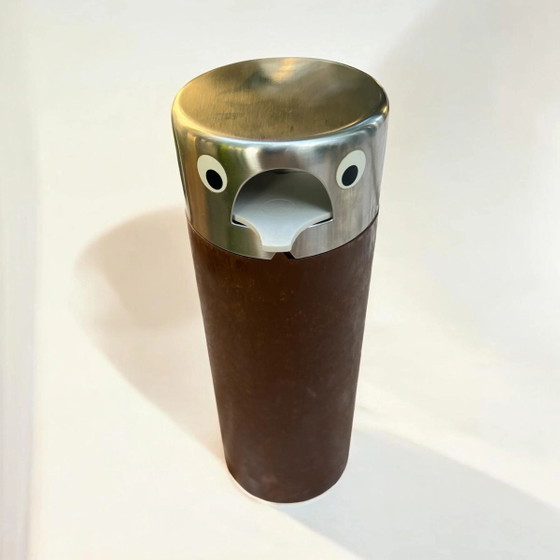 WMF Nussmännchen, a design classic from the 1970s – Decorative Objects, Metal, Plastic, Vintage (photo 4 of 6)