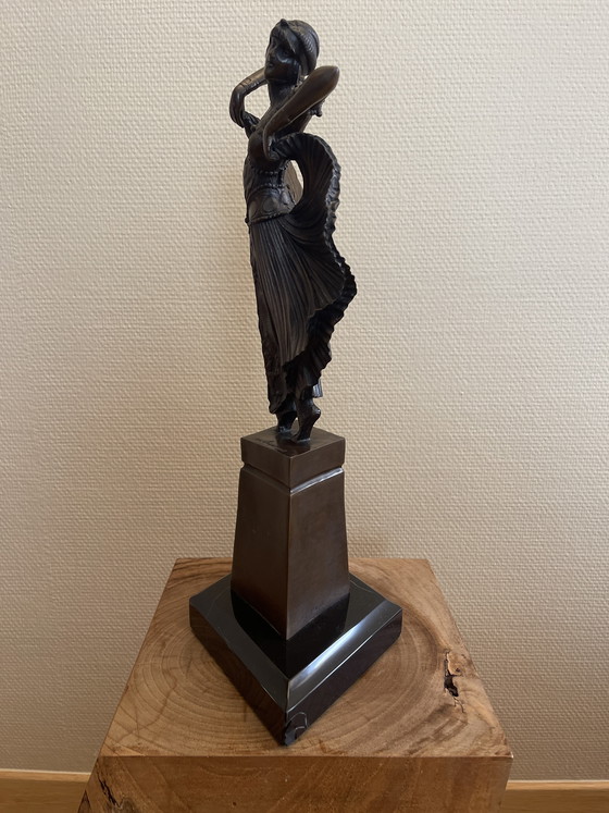 Image 1 of Bronzen beeld Chiparus