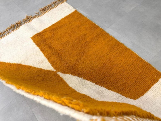 Tapis berbère marocain en laine naturelle 200 cm x 300 cm – Cotton (photo 3 of 8)