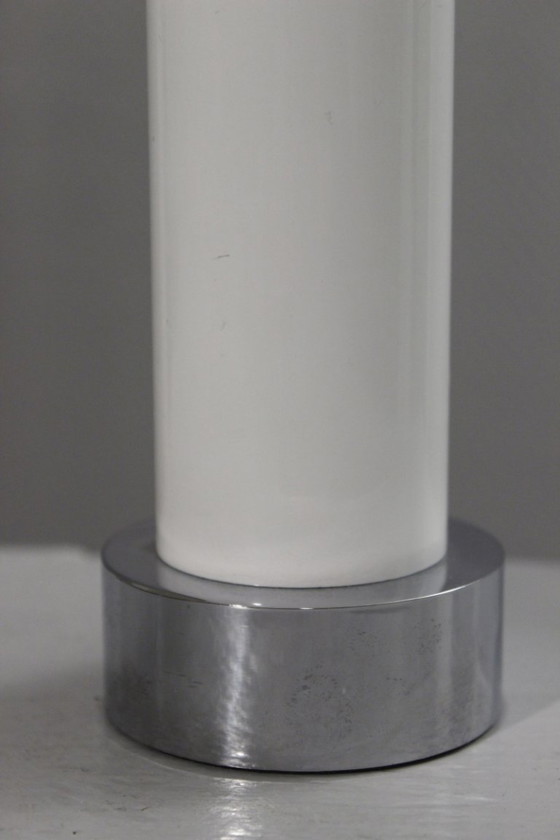 Image 1 of Vintage tafellamp in Space Age-stijl, chroom en witte lak, jaren 70.