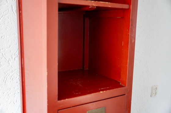 Image 1 of Originaler, handgefertigter chinesischer Schrank.