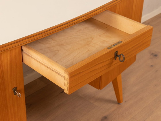 Image 1 of Vrijstaand houten bureau, jaren 50