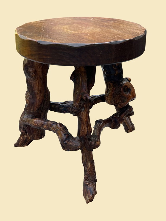 Image 1 of Sgabello brutalista francese a forma di carota d'uva, 1950 ca.