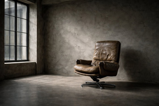 Image 1 of Vintage Mid-Century German Modern Brown Leather Lounge Swivel Chair from Musterring, 1960s