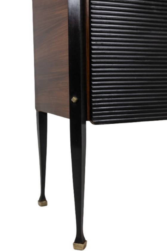 Image 1 of Coppia di armadi italiani impiallacciati in teak. Circa 1960.