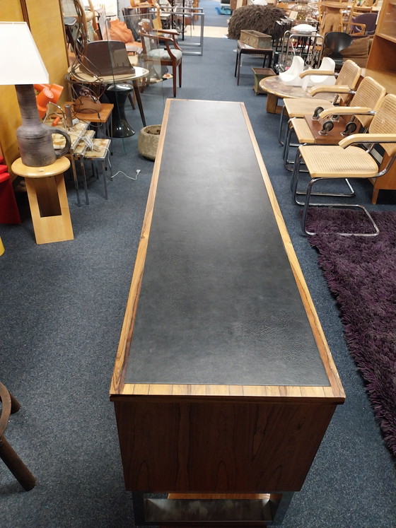 Image 1 of 1 x BUS möbel 1980's  roomdivider lowboard met zwart lederen bovenblad 2 zijdig 200 x 46 x 64cm 