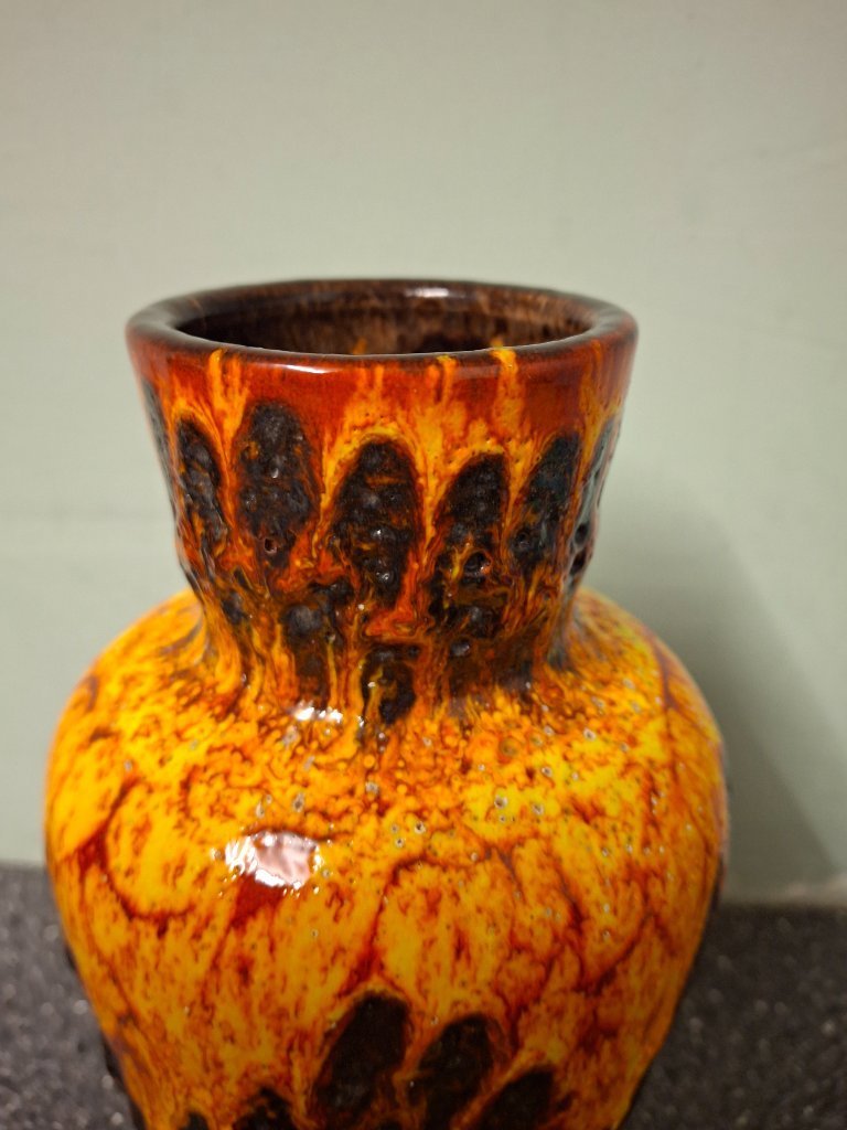 Fat Lava Scheurich 西ドイツ製 208-21 シューリッヒ Scheurich fat lava vaas model 208/21 | €55 | Whoppah