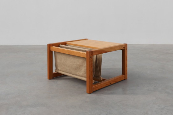 Image 1 of Tavolino in pino e lino con portariviste di Karin Möbring, Svezia, anni '70