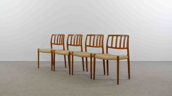 Image 1 of SET VAN 4 THEESTOELEN, MODEL 83 VAN NIELS O. MÖLLER, DENEMARK