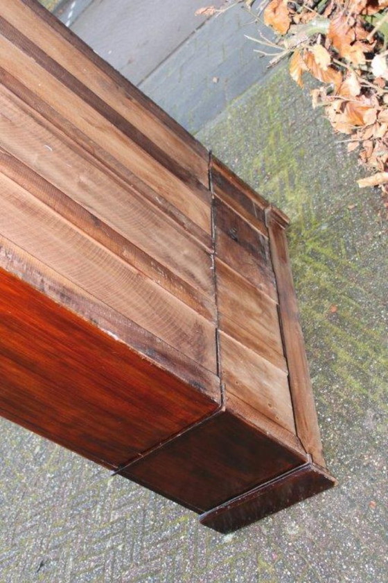 Image 1 of Armadio vintage in legno (anni 30-40) armadio per ragazze