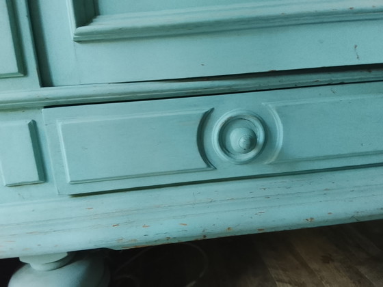 Image 1 of Massief houten landelijke vitrinekast / dressoir – grijsgroen