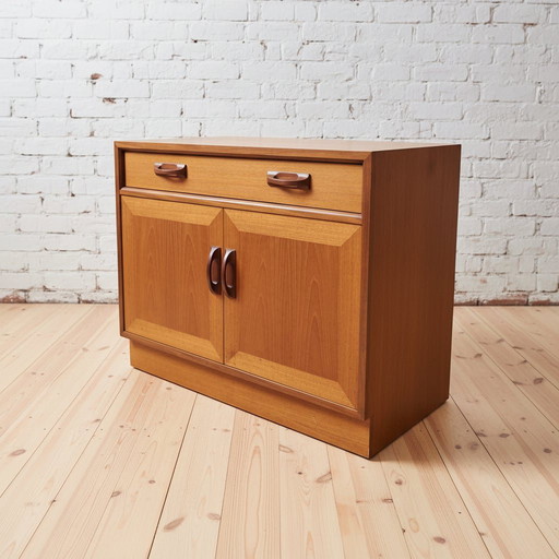 Cassettiera in teak con piano G