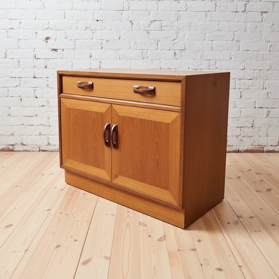 Image 1 of Cassettiera in teak con piano G