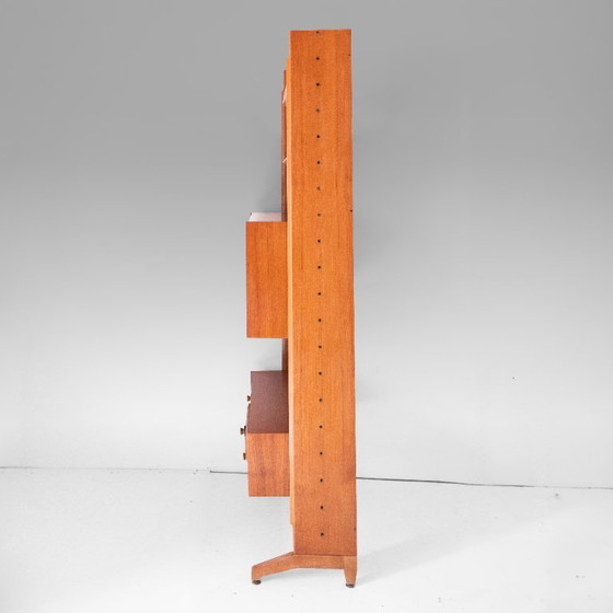 1x Vintage Italian Freestanding Teak Bookcase / Wall Unit in the Style of Dassi – Brass, Wood (photo 5 of 16)