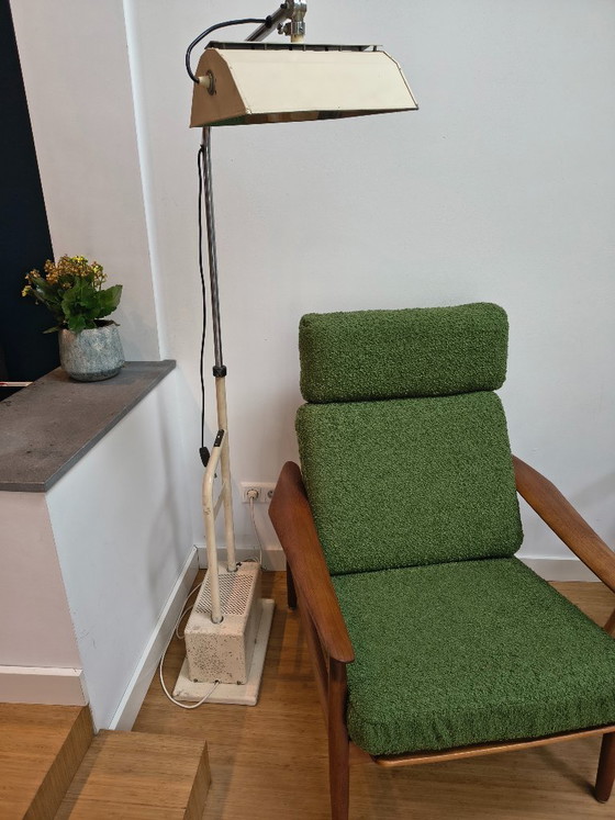 Image 1 of Due rare lampade per terapia UV Philips (1935) – Design industriale e medico