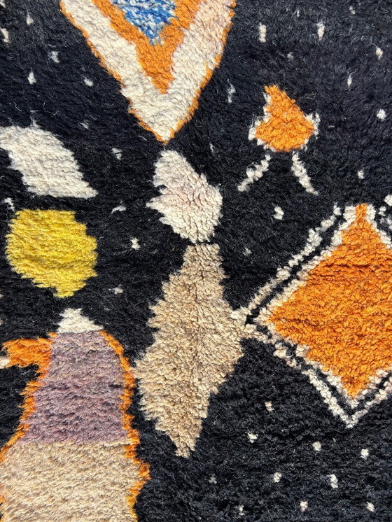 Image 1 of Tapis berbère marocain en laine noire 200x280 cm- tapis tribal abstrait noir