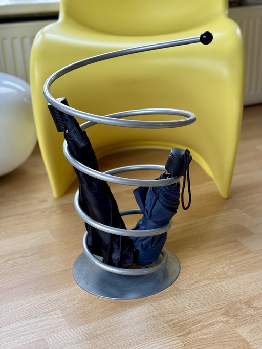 Portaombrelli a spirale in metallo vintage, metà secolo / postmoderno anni '80/'90