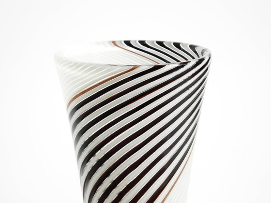 Image 1 of Wunderschöne italienische Murano-Glasvase aus der Mitte des 20. Jahrhunderts von Dino Martens für Aureliano Toso