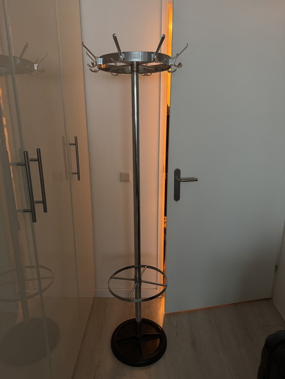 Image 1 of Ahrend De Cirkel staande kapstok Friso Kramer