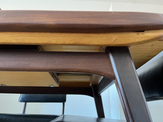 Image 1 of Mesa de comedor extensible con 4 sillas, modelo danés
