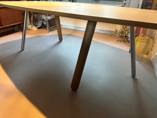 Dining Table Design by Dick Spierenburg and Karel Boonzaaijer – eettafels, polished steel, Wood (photo 2 of 7)